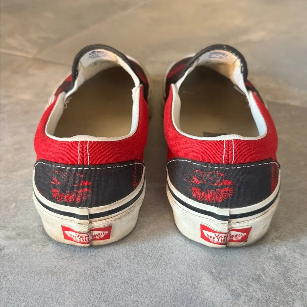 Vans Valentine’s shoes💋 - Picture 5 of 7